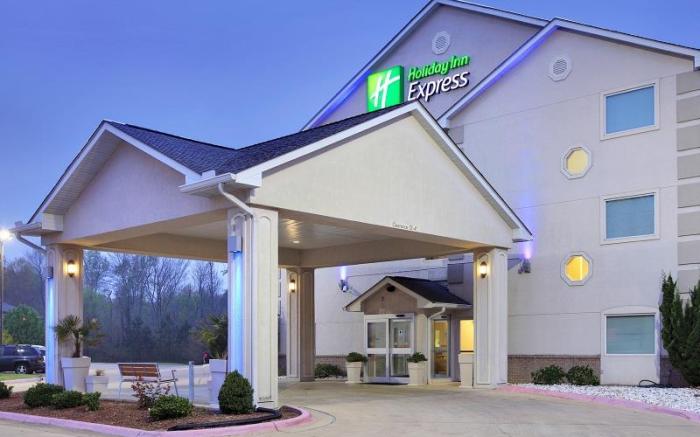 Holiday Inn Express Hotel & Suites El Dorado By IHG