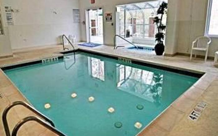 Holiday Inn Express Hotel & Suites Emporia By IHG