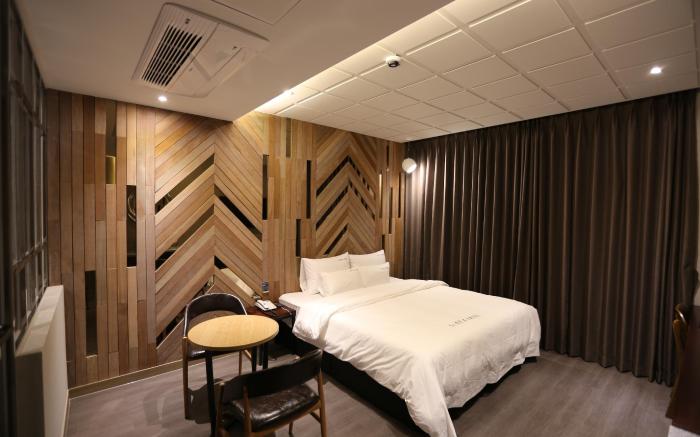 Le IDEA HOTEL