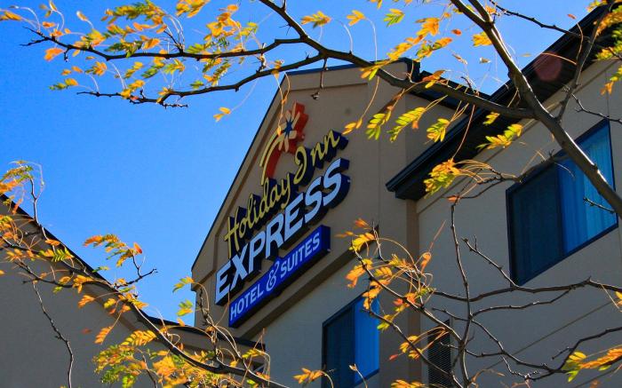 Holiday Inn Express Hotel & Suites Lincoln South By IHG
