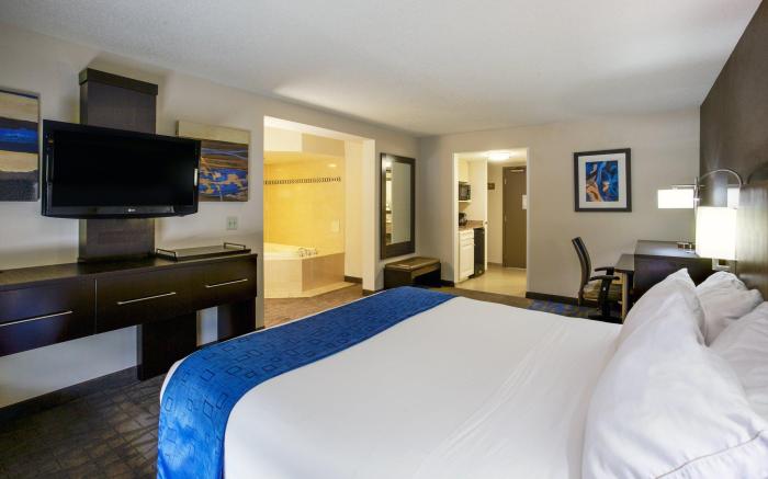 Holiday Inn Express Hotel & Suites Meadowlands Area By IHG