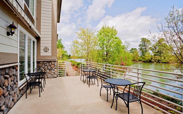 Holiday Inn Express Corvallis-On the River By IHG