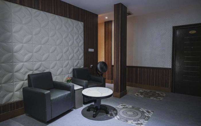 RedDoorz Plus near Pantai Coastarina 2 Batam