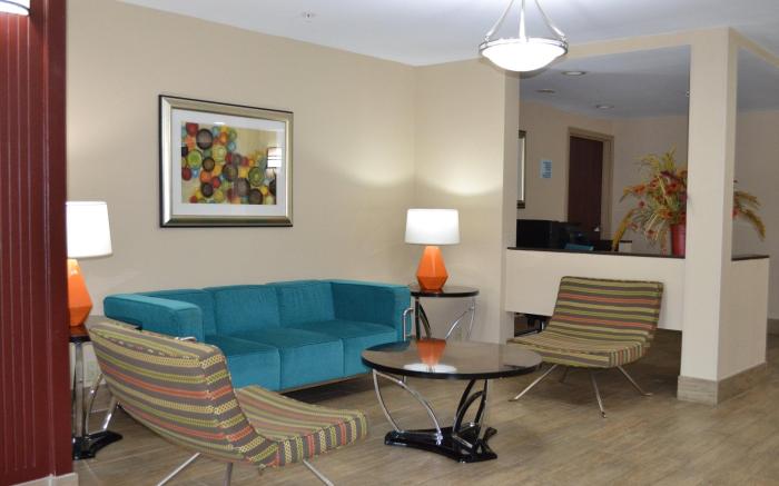 Holiday Inn Express Hotel & Suites Gainesville By IHG