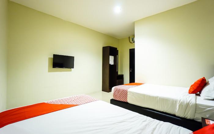 Hotel O Makassar near Gereja Advent Tikala Baru formerly Rid's Hotel