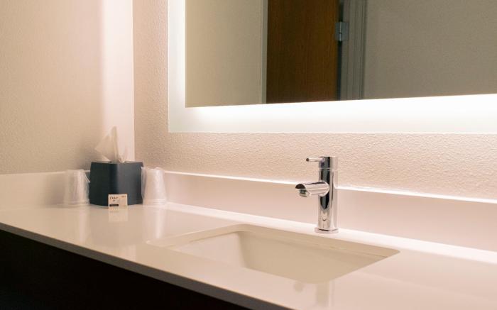 Holiday Inn Express Hotel & Suites Lincoln South By IHG