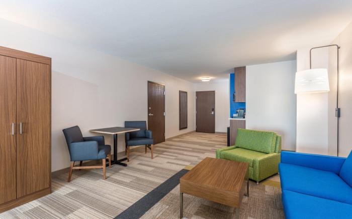 Holiday Inn Express Hotel & Suites Eau Claire North By IHG