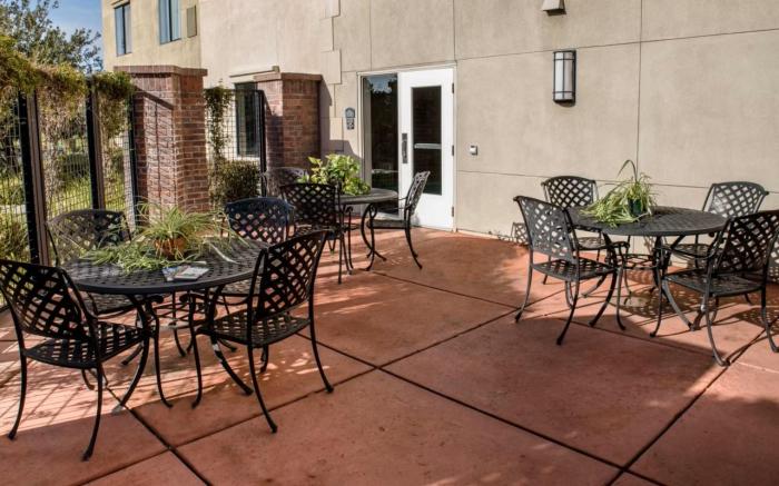 Holiday Inn Express Hotel & Suites Lincoln-Roseville Area By IHG