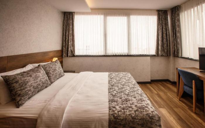 Life Point Hotel