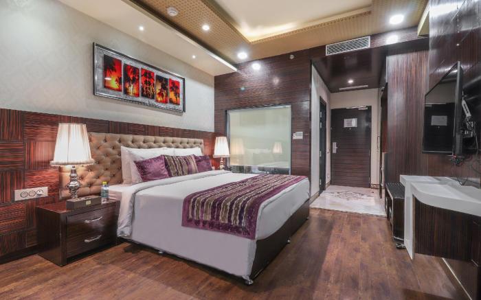 Palette - Hotel Savvy Grand