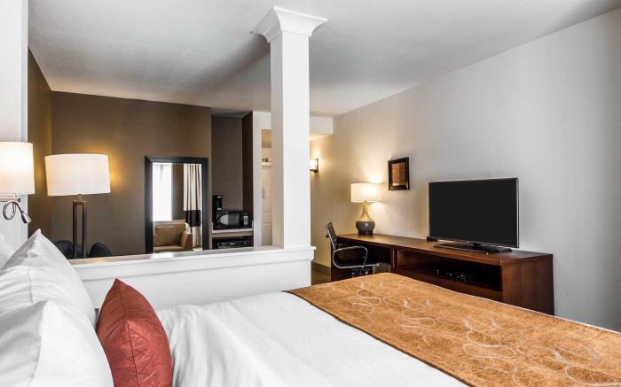 Comfort Suites Woodland - Sacramento Airport