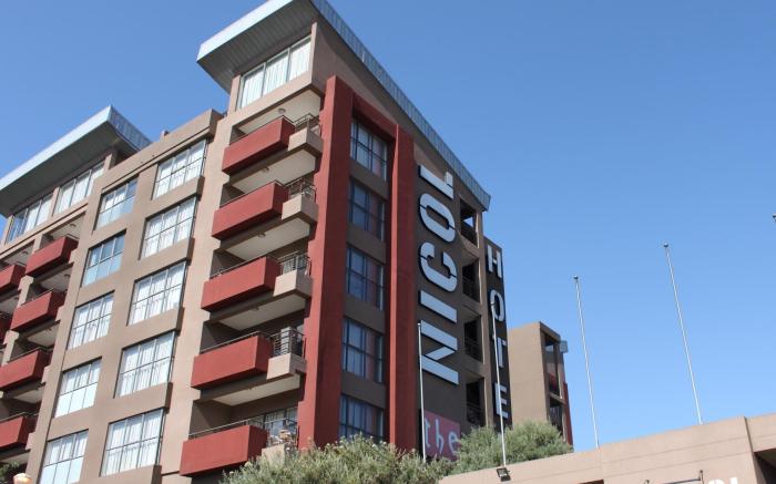 The Nicol Hotel and Apartments