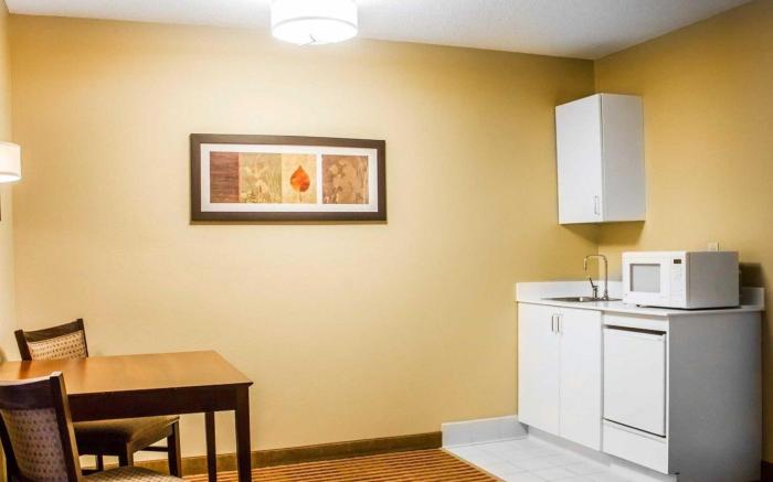 Comfort Inn & Suites