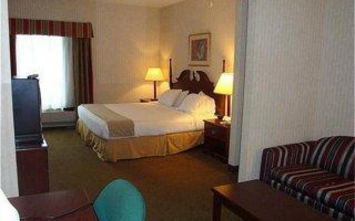 Holiday Inn Express & Suites Burlington - Mount Holly By IHG