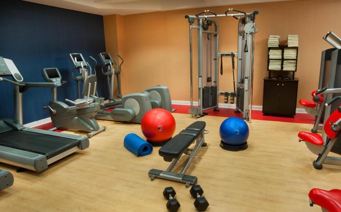 Sheraton Westport Plaza Hotel St. Louis