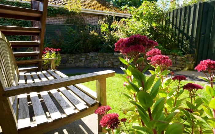 Cottage Lodge Hotel  