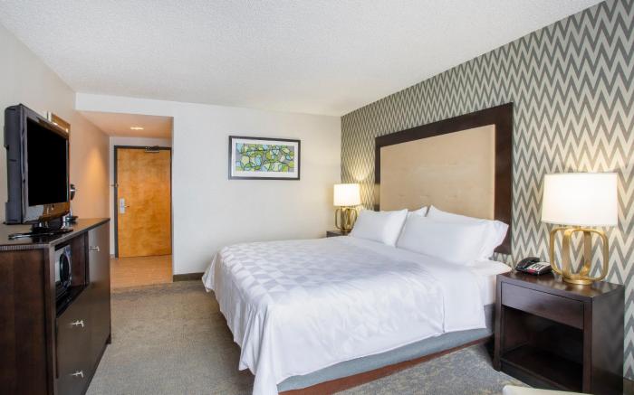 Holiday Inn Hotel & Suites Parsippany/Fairfield By IHG