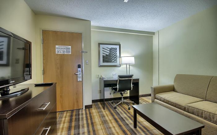 Holiday Inn Express Hotel & Suites Grove City By IHG