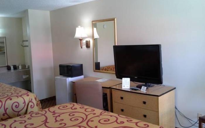 Regency 7 Motel
