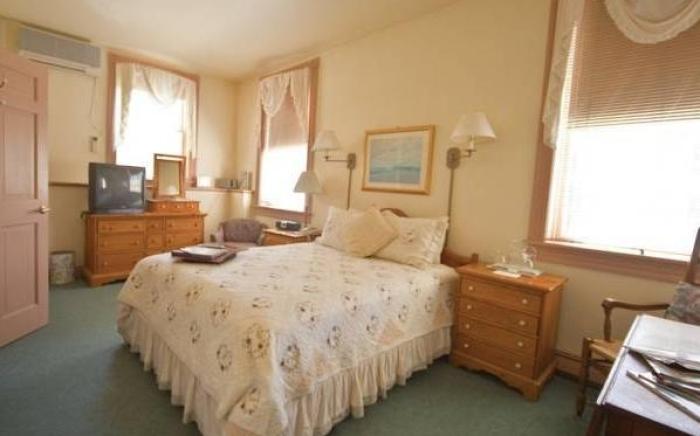Chambery Inn