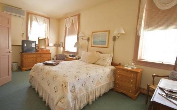 Chambery Inn
