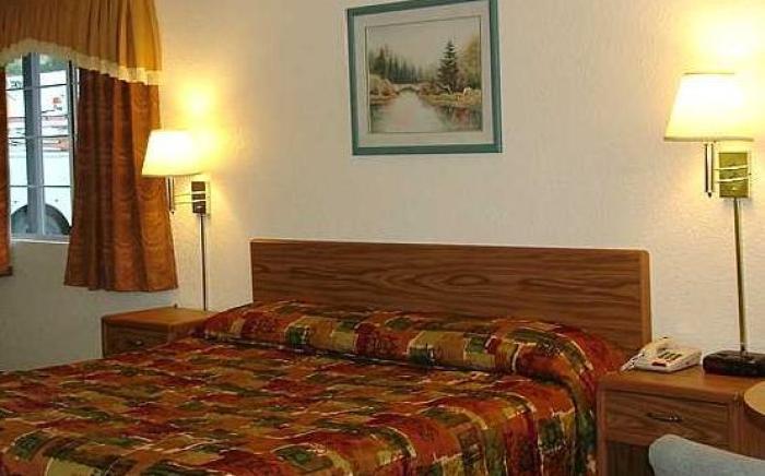 Lake Point Lodge