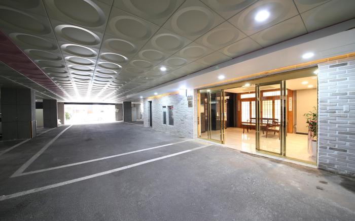 Hotel LeeSunDeok                                                                          
