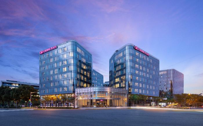 Crowne Plaza Shanghai Hongqiao By IHG