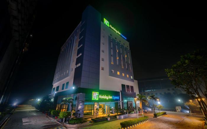Holiday Inn Express Greater Noida Knowledge Park By IHG