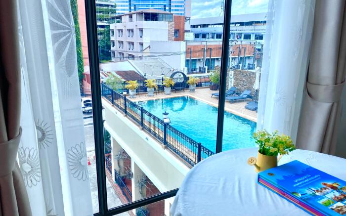 Banbua Grand Udon Hotel