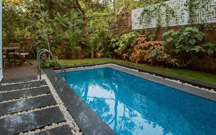 StayVista at Villa Esencia with Pvt Pool & Gym in North Goa