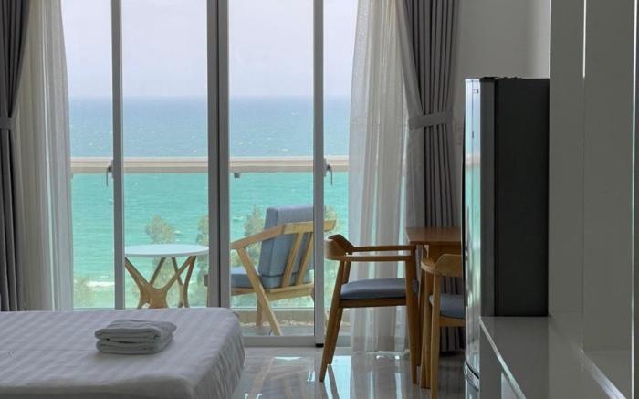 SEAVIEW MUINE' S CHANG CORNER, perfect for couples