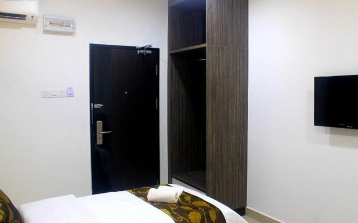 D'Metro Hotel