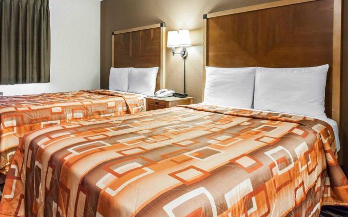 Econo Lodge Ellensburg Near University