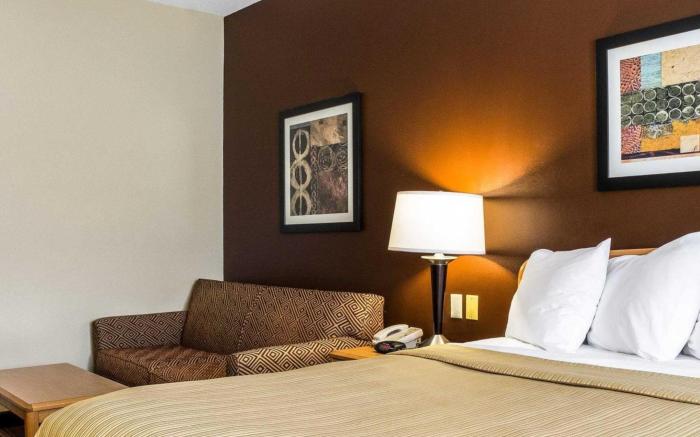 Quality Suites Near West Acres
