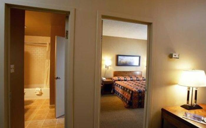 Quality Inn & Suites P.E. Trudeau Airport