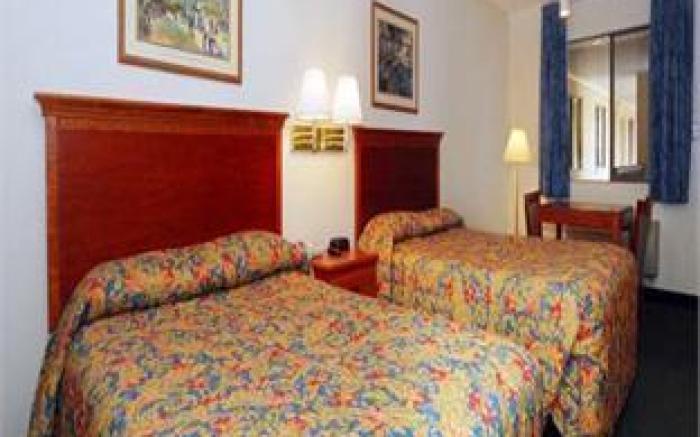 Motel 6 Texarkana, TX