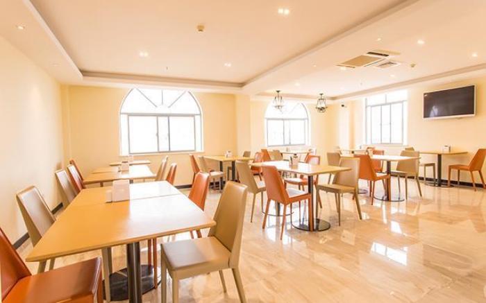 City Comfort Inn Hotel Qinzhou White Dolphin Plaza