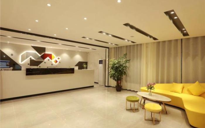 Borrman Hotel Zhuhai Gongbei Port Fuhuali Light Rail