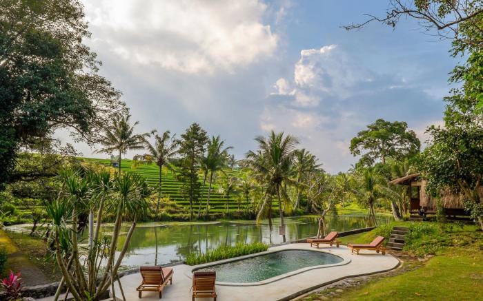 Alam Taman Villa