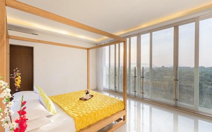 Cascades by Vista Rooms