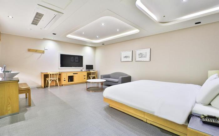 Busan Seomyeon IB Hotel