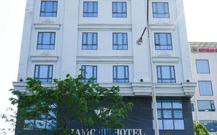 DIAMOND HOTEL
