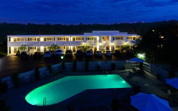 Port Inn and Suites Portsmouth, an Ascend Collection Hotel