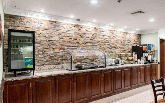 Quality Inn & Suites Clemmons I-40