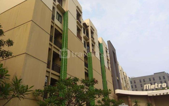 New Furnished 2BR Apt @ Mutiara Bekasi By Travelio