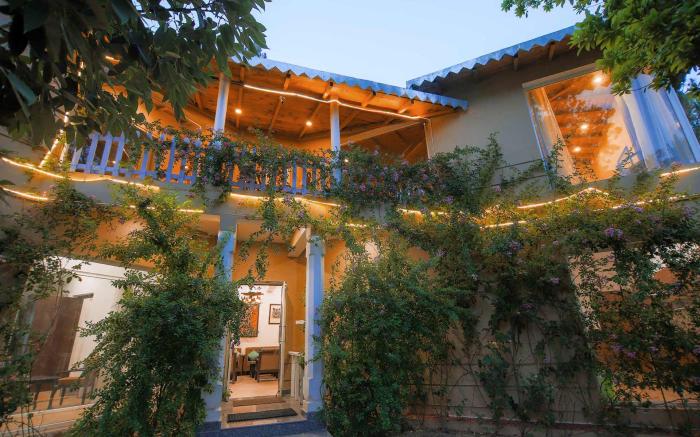 Mistletoe House by VEO - Part of StayVista