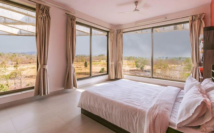 StayVista's Elevar Villa - Elevate your stay with a Mountain-View, Terrace & Plunge Pool
