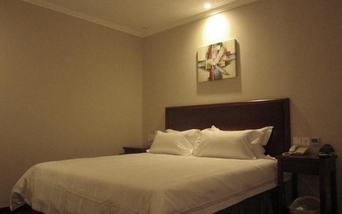 GreenTree Inn Qingdao Jiaozhou Fuzhou South Road Datong Building Express Hotel