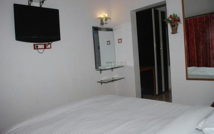 Whispering Woods Resort-Lonavala